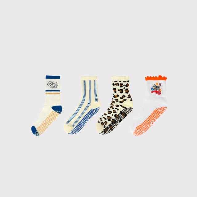 4 Pairs